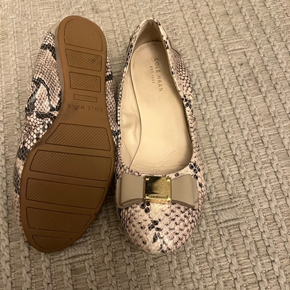 Cole Haan ballet shoes - Picture 3 of 4